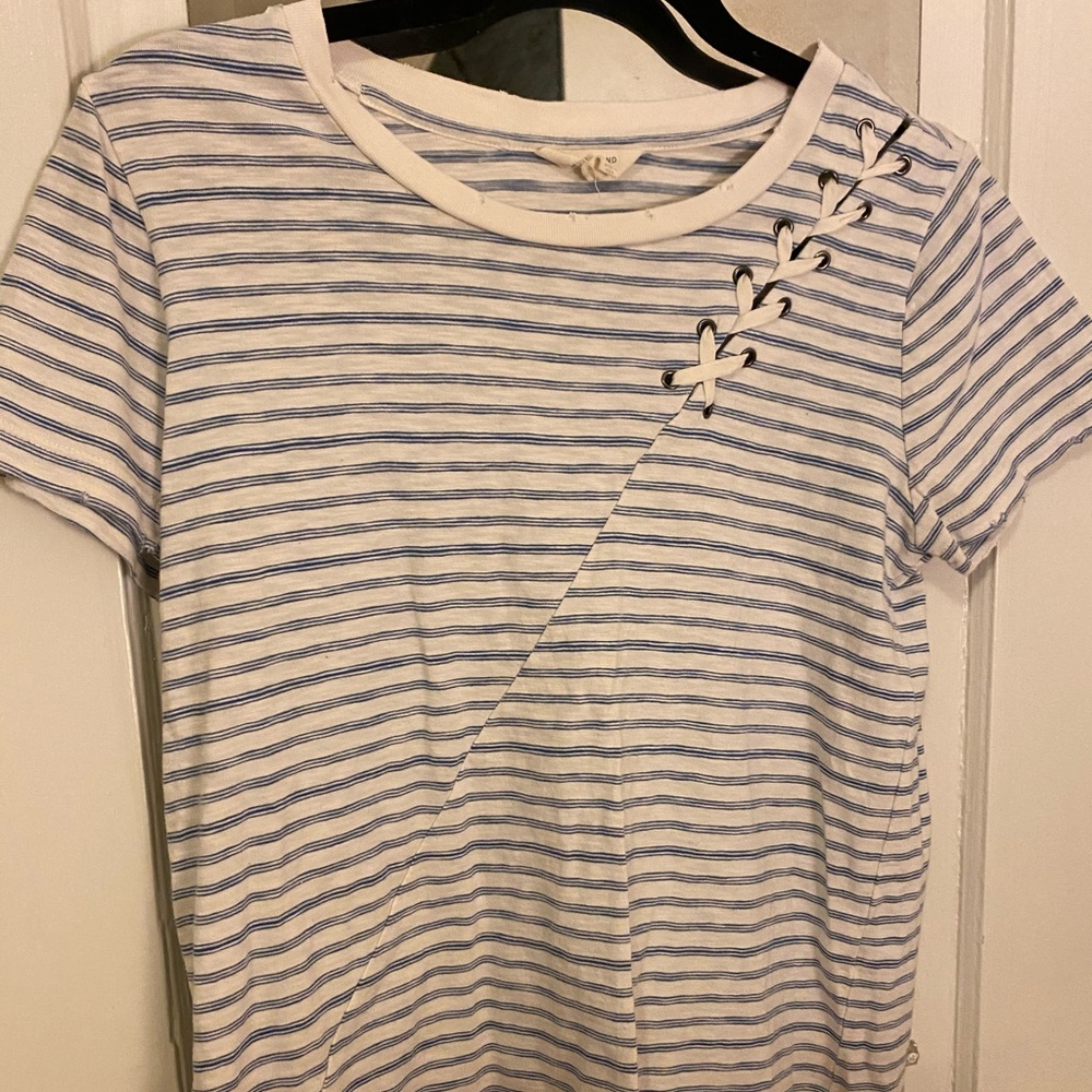 Lucky Brand shirt. Size medium.
